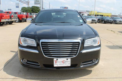 2012 Chrysler 300 Limited