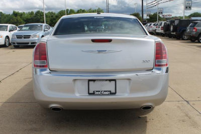 2012 Chrysler 300 Limited