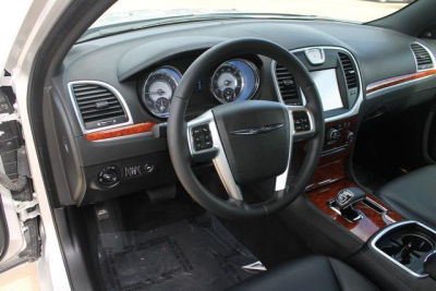 2012 Chrysler 300 Limited