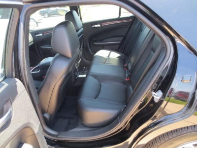 2012 Chrysler 300 Limited