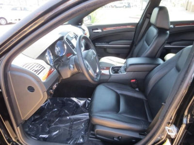 2012 Chrysler 300 Limited