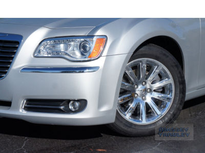 2012 Chrysler 300  Limited