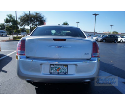 2012 Chrysler 300  Limited