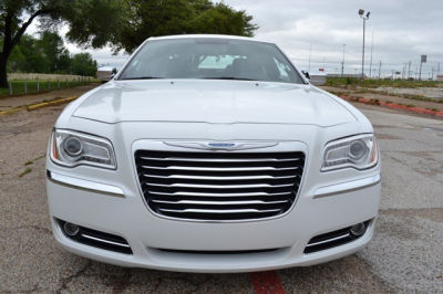 2012 Chrysler 300  Limited