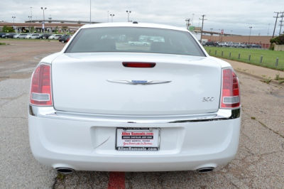 2012 Chrysler 300  Limited