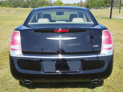 2012 Chrysler 300  Limited