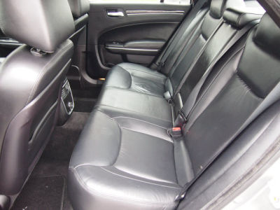 2011 Chrysler 300  Limited