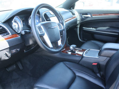 2012 Chrysler 300  Limited