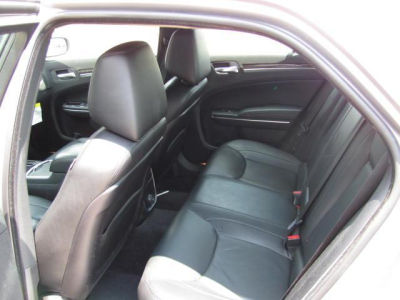 2011 Chrysler 300  Limited