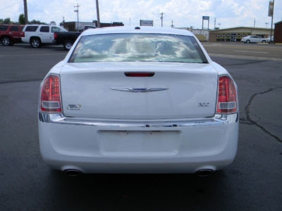 2011 Chrysler 300  Limited