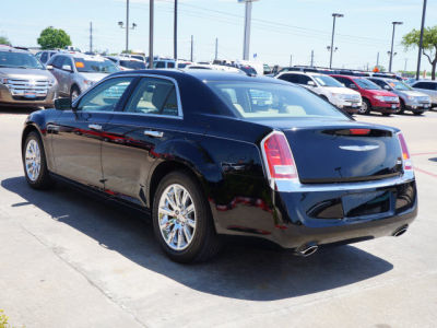 2012 Chrysler 300  Limited
