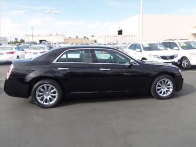 2012 Chrysler 300  Limited
