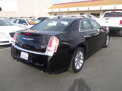 2012 Chrysler 300  Limited