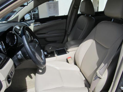 2012 Chrysler 300  Limited