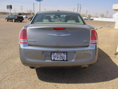 2012 Chrysler 300  Limited