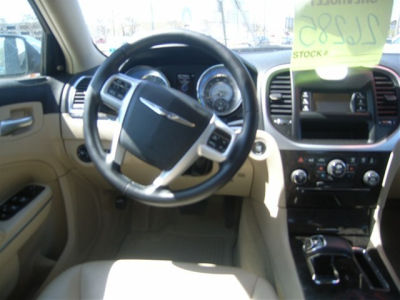 2012 Chrysler 300  Limited