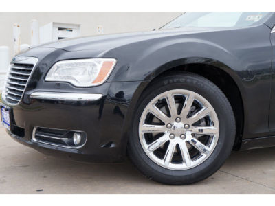2012 Chrysler 300  Limited