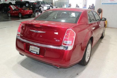 2012 Chrysler 300  Limited