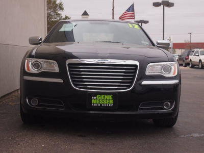 2012 Chrysler 300  Limited