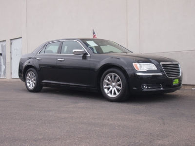 2012 Chrysler 300  Limited