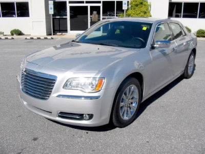 2012 Chrysler 300  Limited