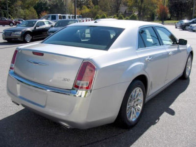 2012 Chrysler 300  Limited