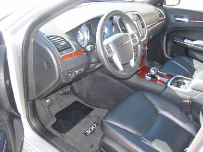 2012 Chrysler 300  Limited