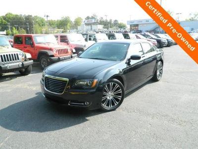 2012 Chrysler 300  S V6