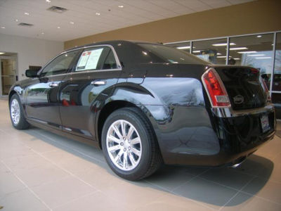 2012 Chrysler 300  Limited