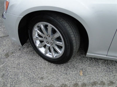 2012 Chrysler 300  Limited