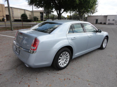 2013 Chrysler 300  Base