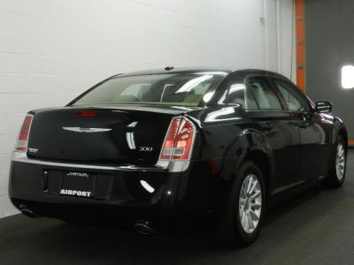 2013 Chrysler 300  Base