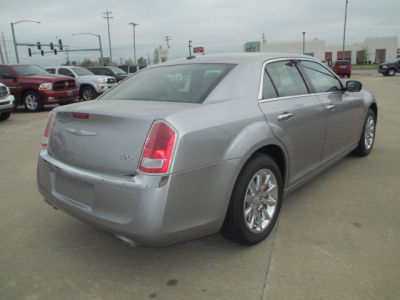 2011 Chrysler 300  Limited