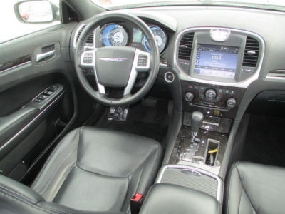 2011 Chrysler 300  Limited