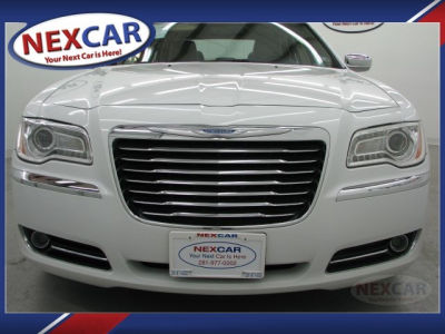 2012 Chrysler 300  Limited