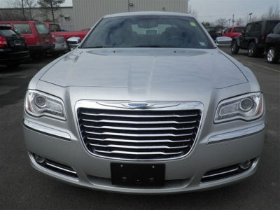 2012 Chrysler 300  Limited