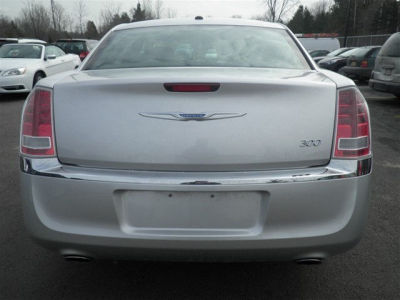 2012 Chrysler 300  Limited