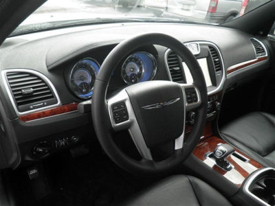 2012 Chrysler 300  Limited