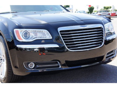 2011 Chrysler 300  Limited