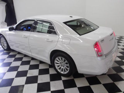 2013 Chrysler 300  Base