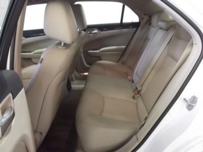 2013 Chrysler 300  Base