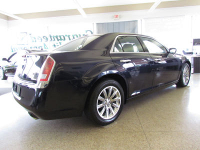 2012 Chrysler 300  Limited