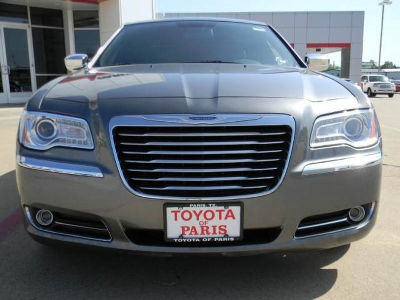 2011 Chrysler 300  Limited