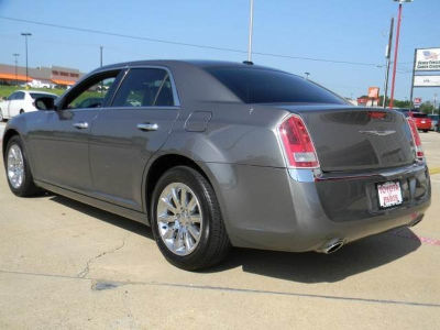 2011 Chrysler 300  Limited
