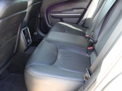 2011 Chrysler 300  Limited