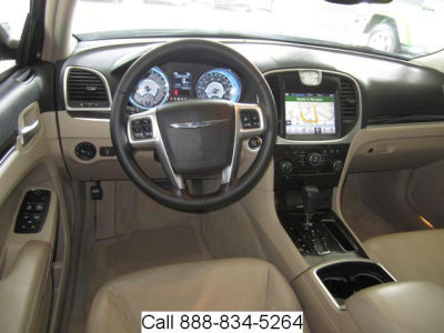 2011 Chrysler 300  Limited