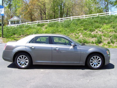 2012 Chrysler 300  Limited