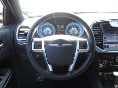 2011 Chrysler 300  Base
