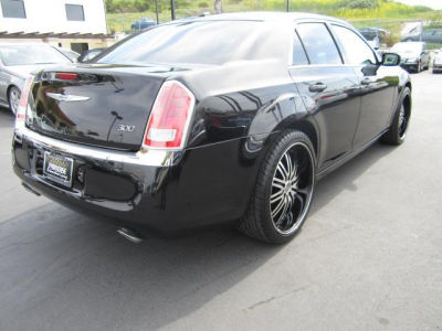 2011 Chrysler 300  Base