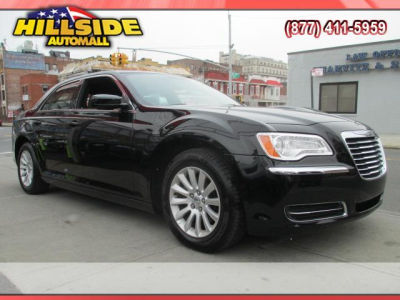 2013 Chrysler 300  Base